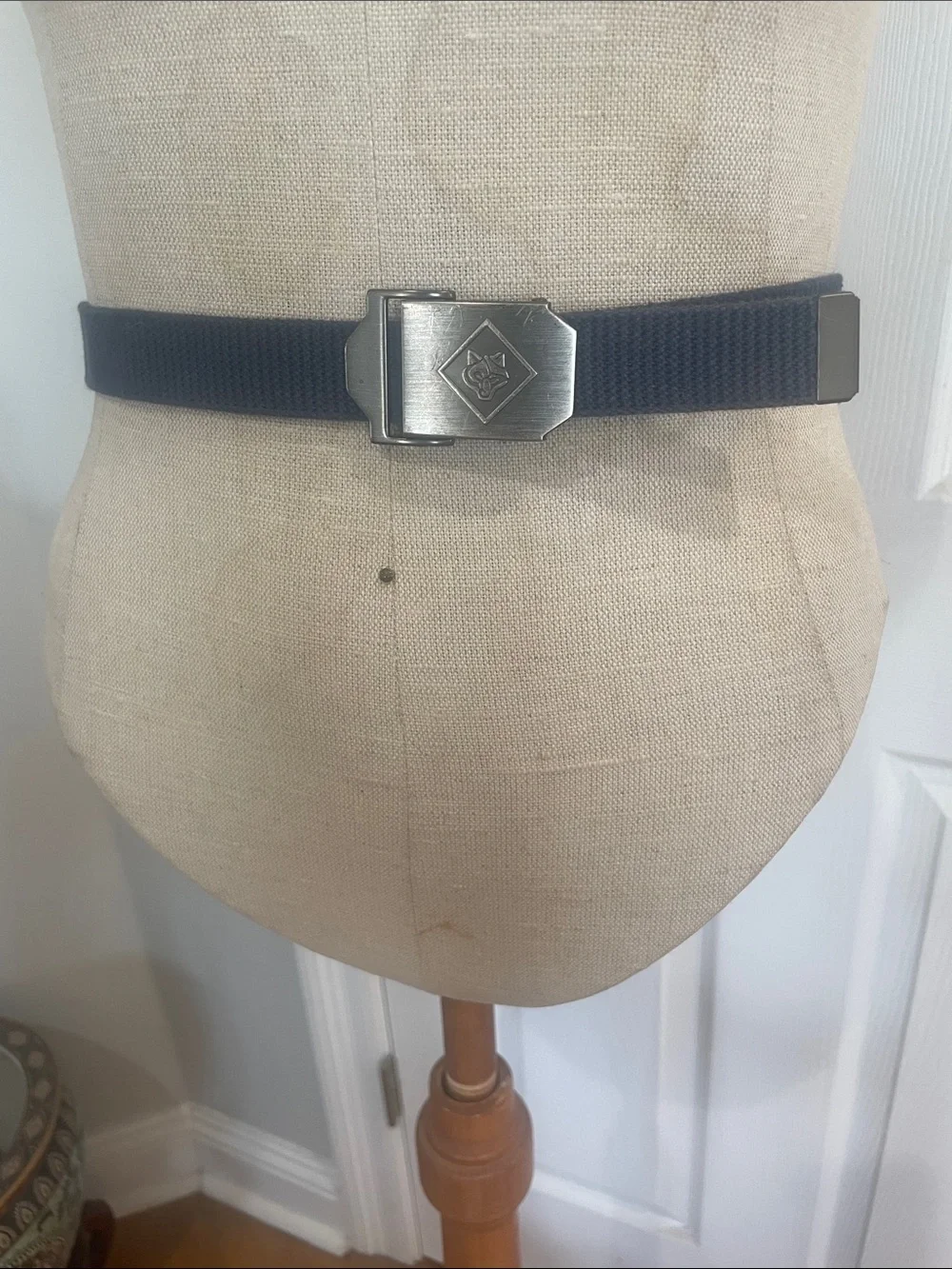 Cub Scout wolf youth Navy Web Belt Silver Buckle boy size S M 30”